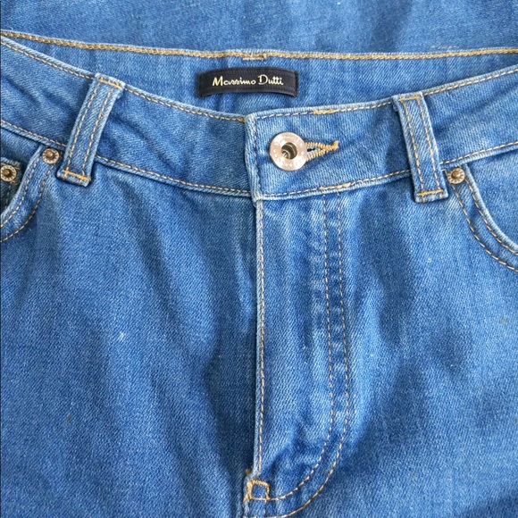 🎅🏻 3/$50 2x 👯‍♀️Host Pick⚡️Massimo Dutti High Rise Flare Ankle Jeans- with flaws - Picture 3 of 16